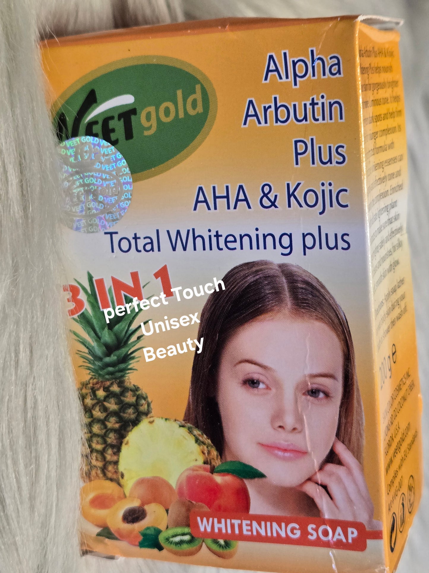 Veet Gold Alpha Arbutin Plus AHA & Kojic Total Whitening Plus Soap
